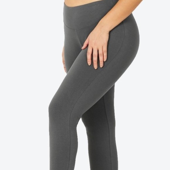 CHARCOAL  WO Pockets Plus Size Wide Waistband Full-Leggings - Picture 2 of 5